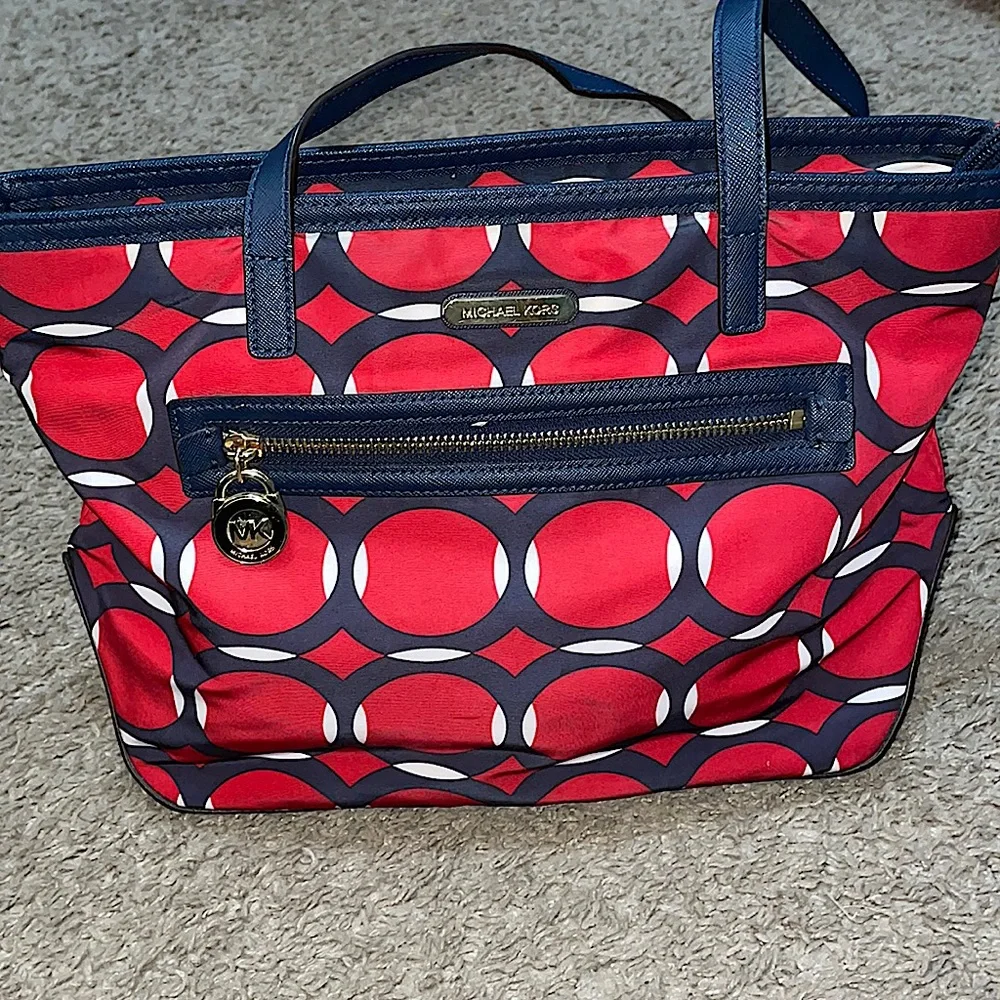 Michael Kors Kempton Nylon small red/blue tote shoulder bag - Picture 6 of 17